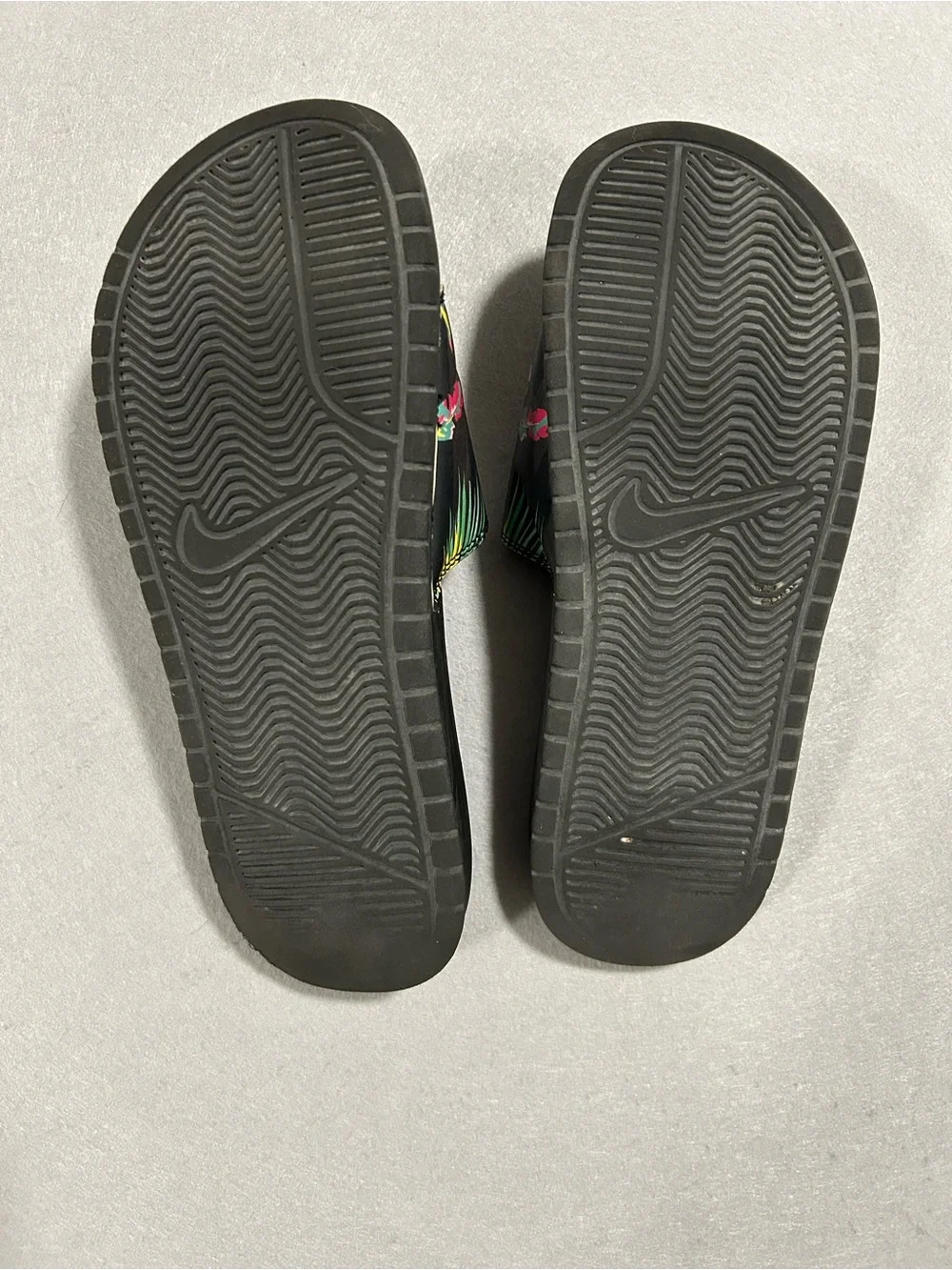Nike Benassi JDI Print Slide Black Tropical Floral Sandals Mens Size 7